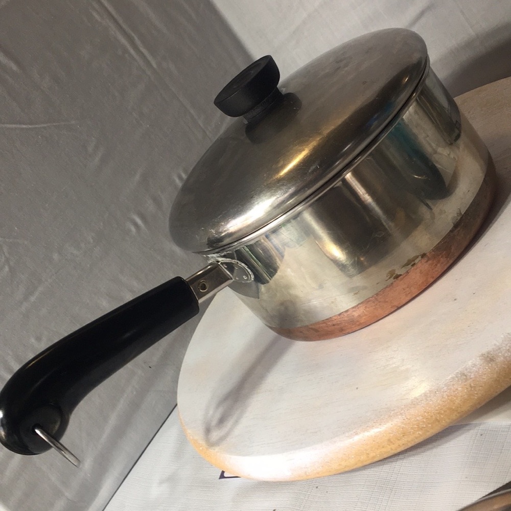 Vintage Revere Ware copper clad stainless 2 quart saucepan hang ring